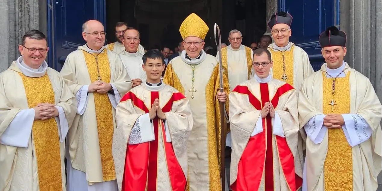 Les abbés Justin Bailly et Antoine-Marie Ngo Thai Hiep, prêtres du diocèse