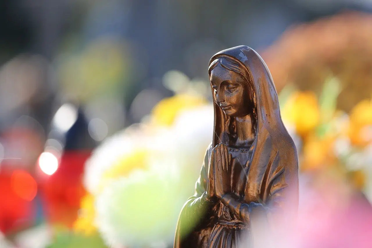 Se reposer en Dieu et sous le manteau de Marie