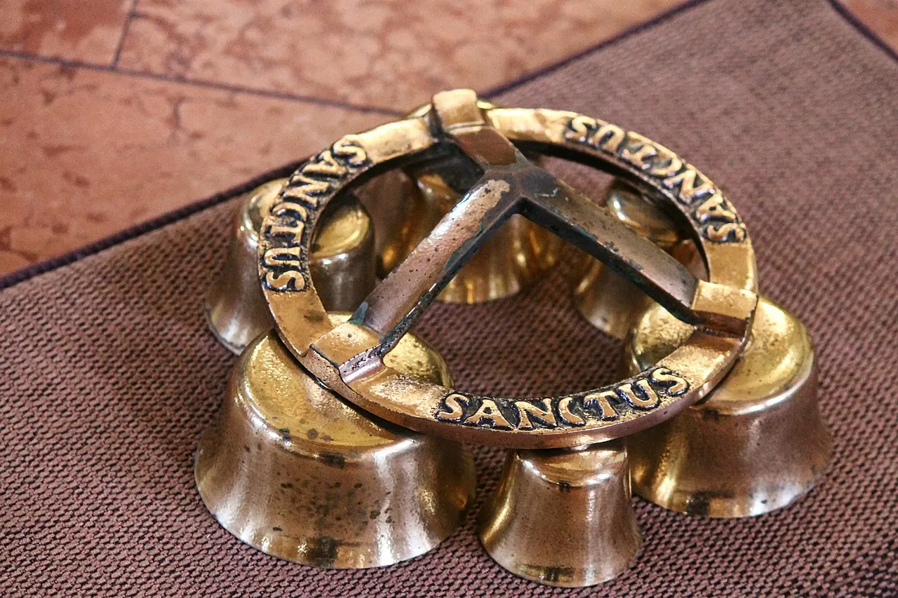 Le pape invite à se recentrer sur l’Eucharistie
