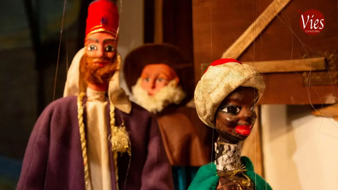 Prémontré et marionnettiste : Frère Philippe présente, à Leffe, la vie de saint Norbert