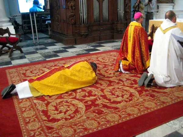Père Benoît, le nouveau Père Abbé de Leffe a reçu la bénédiction abbatiale