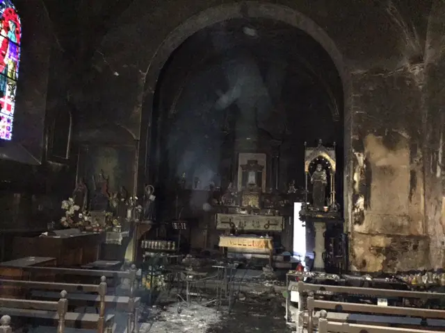 L’intérieur de la chapelle Saint-Antoine ravagé par le feu