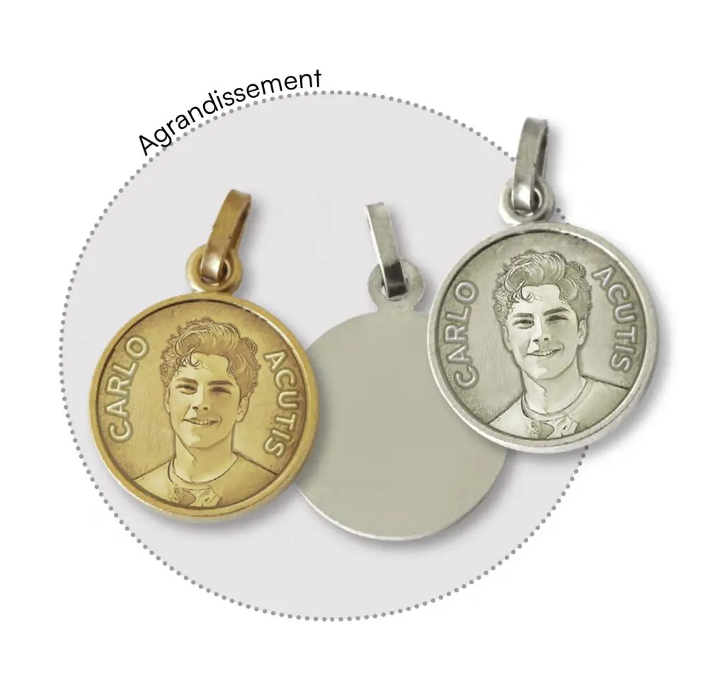 La médaille est frappée par la manufacture Martineau de Saumur (France) qui fait aussi les médailles de Loudres, de la rue du Bac...