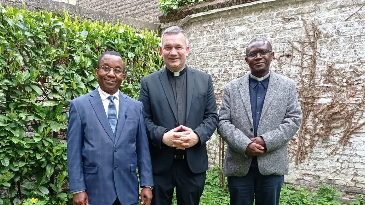 Trois nouveaux chanoines élus au chapitre cathédral de Namur !