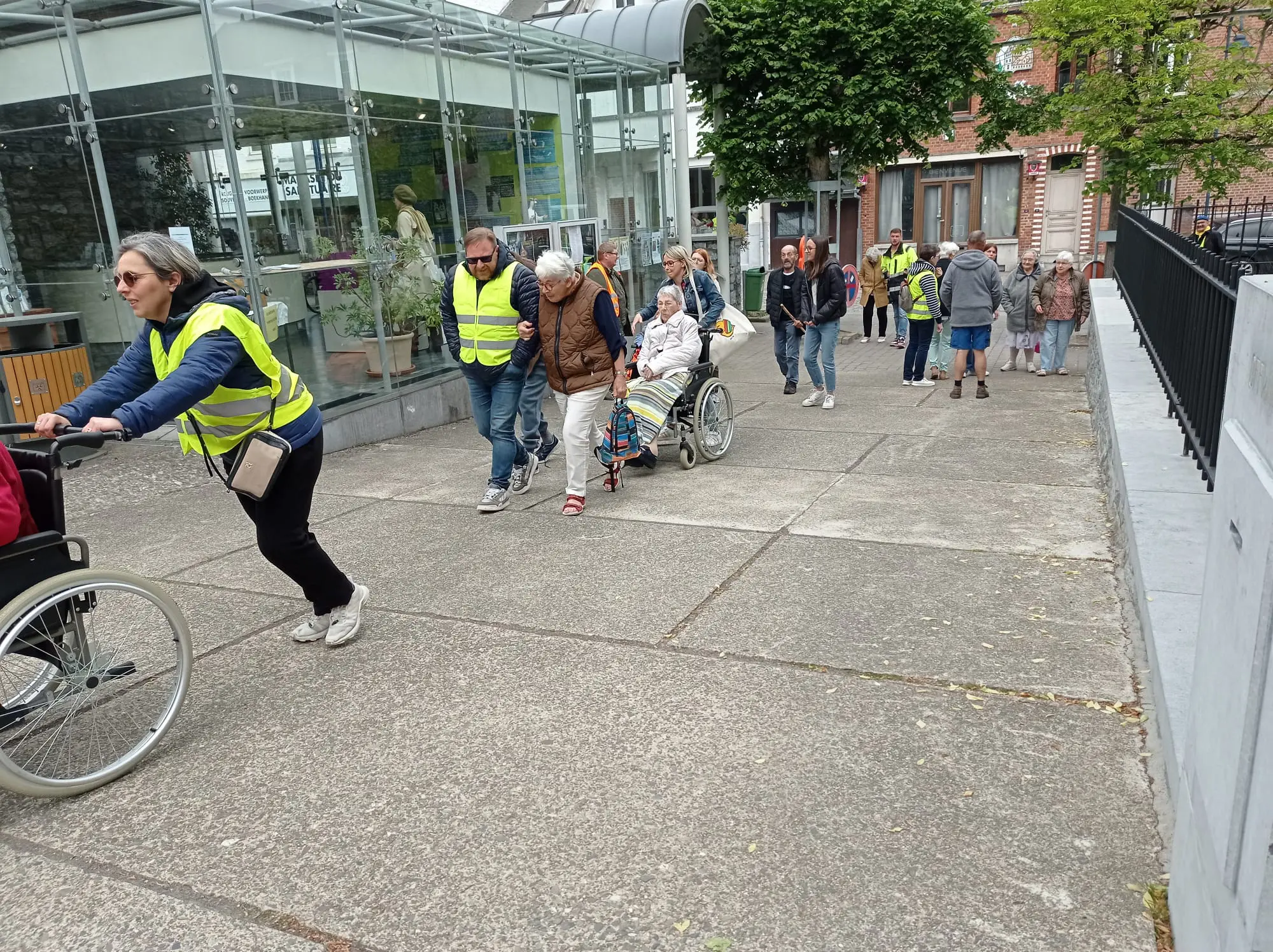 Des bénévoles au service des pèlerins des maisons de repos
