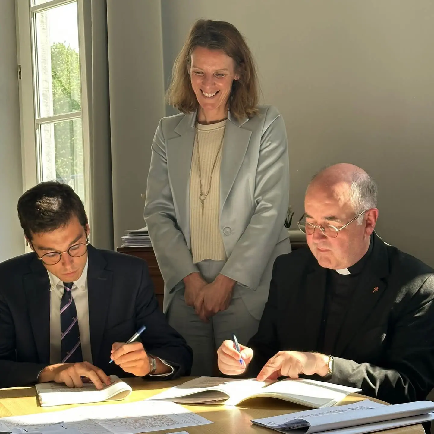 Abbaye de Floreffe : l’acte de vente est signé