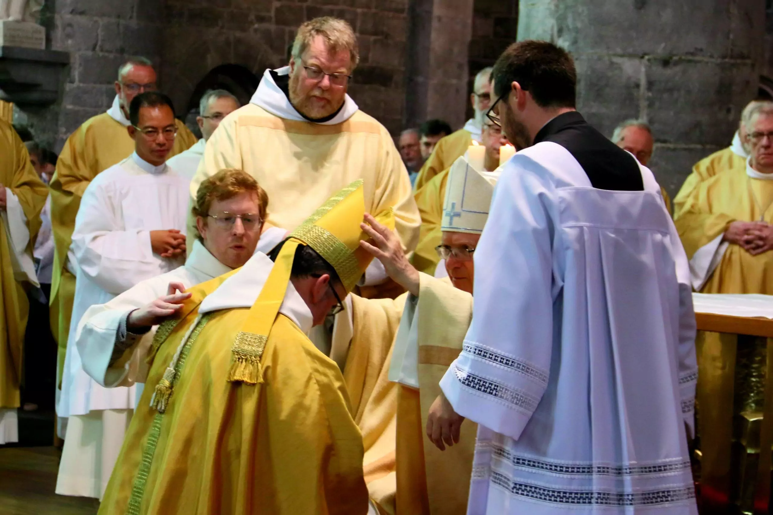 Le père Christophe Monsieur, père abbé de Leffe a reçu la bénédiction abbatiale