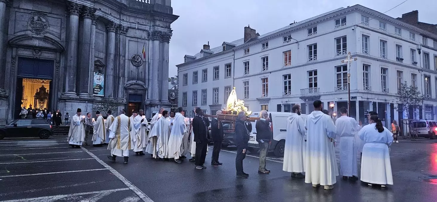Après un détour par la cathédrale de Namur, Notre-Dame du Rempart a retrouvé sa chapelle