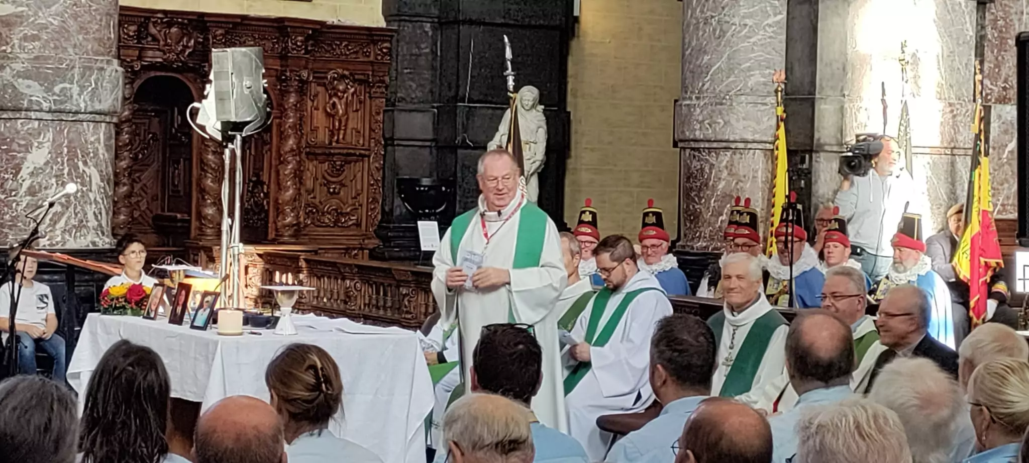 Messe du lundi des Fêtes de Wallonie : « Monseigneur, vous êtes encore là ? »