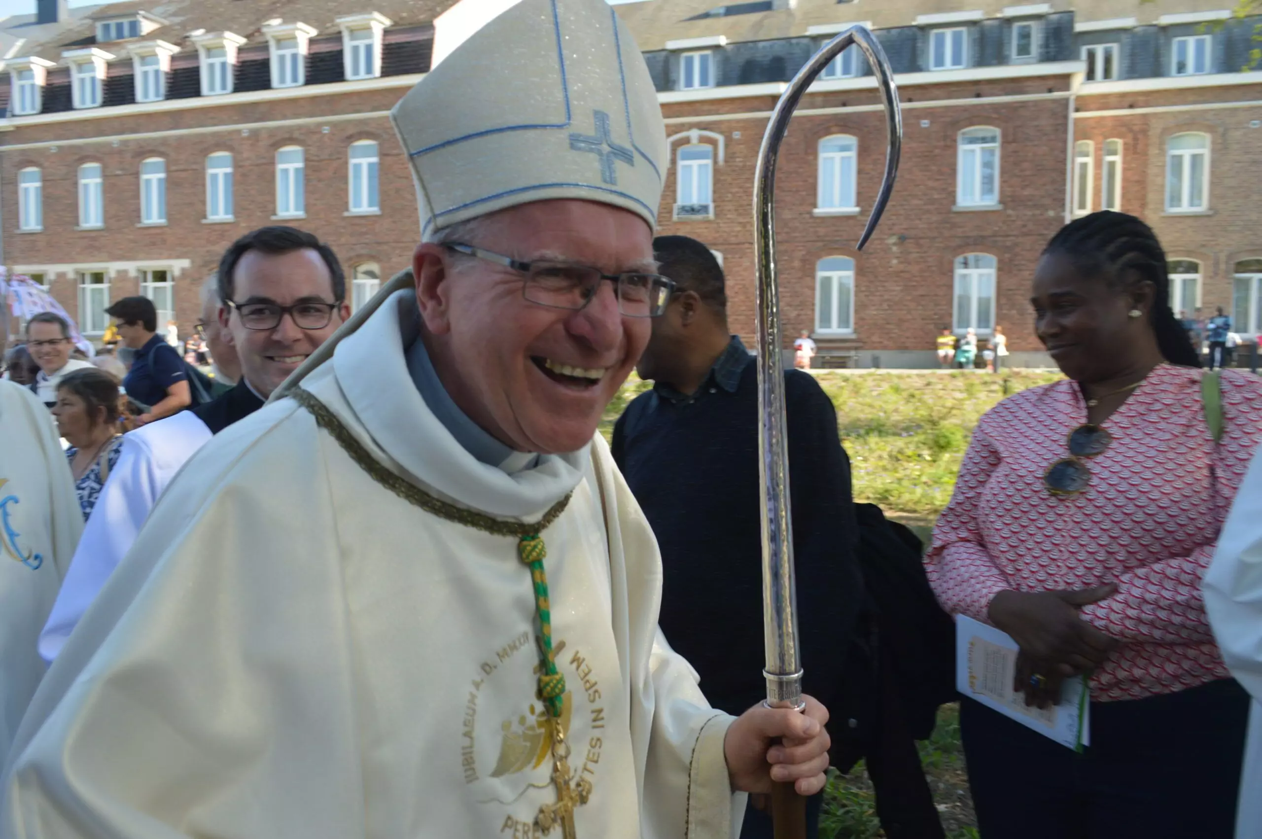 Ce samedi, à Beauraing : anniversaire des apparitions et un « au revoir et merci » à Mgr Warin