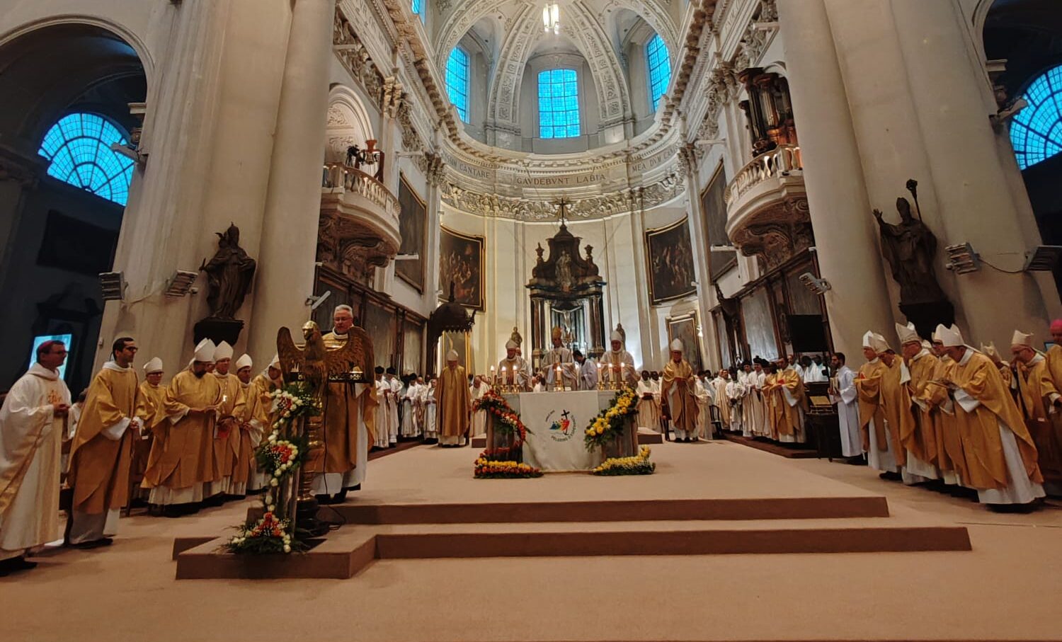Revivez l’ordination de Mgr Lejeusne en photos