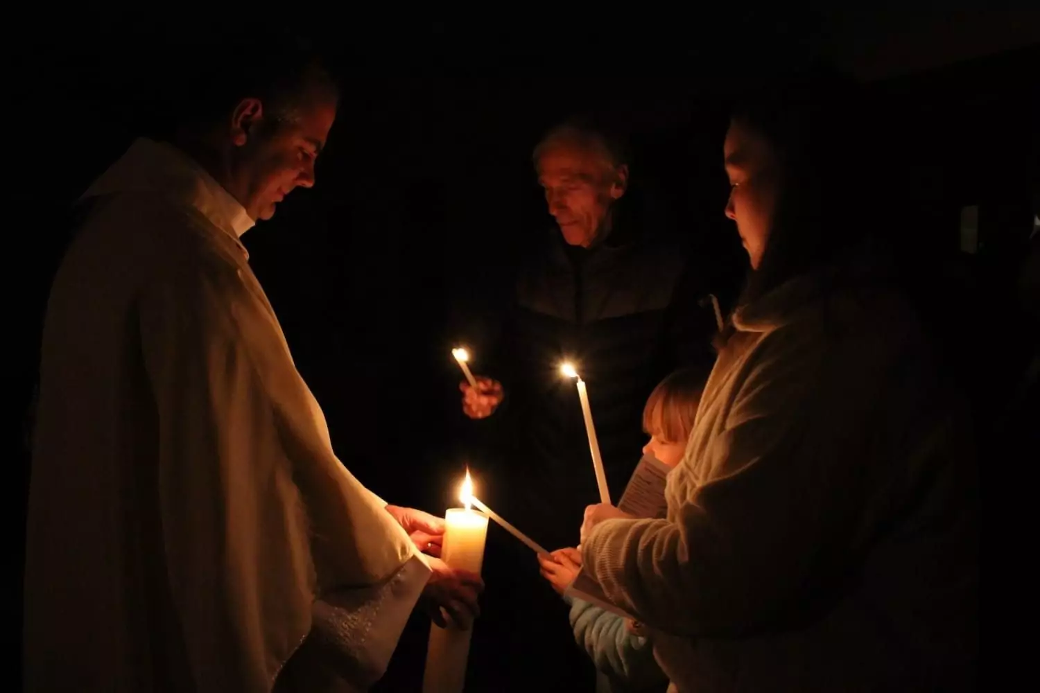 Le cierge pascal, signification, symbolique et rites