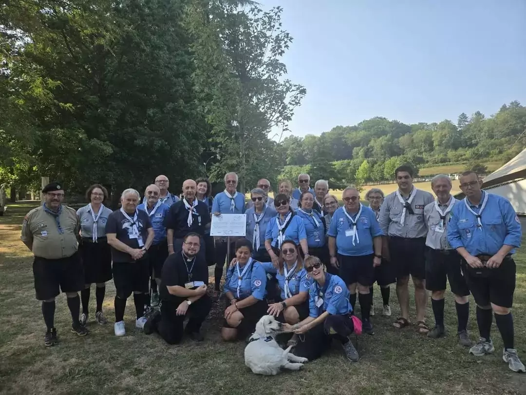 Cent ans de Foulards Blancs à Lourdes : une jeunesse au service de l&rsquo;espérance