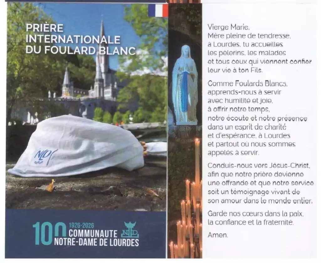 2026-08-50-IP-Foulard blanc (4)